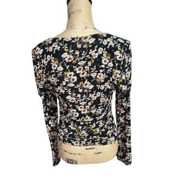 Astr The Label Black Floral Ruched Waist Top Size Medium - Picture 7 of 9